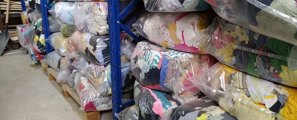 Куда сдать старую ненужную одежду в Минске?