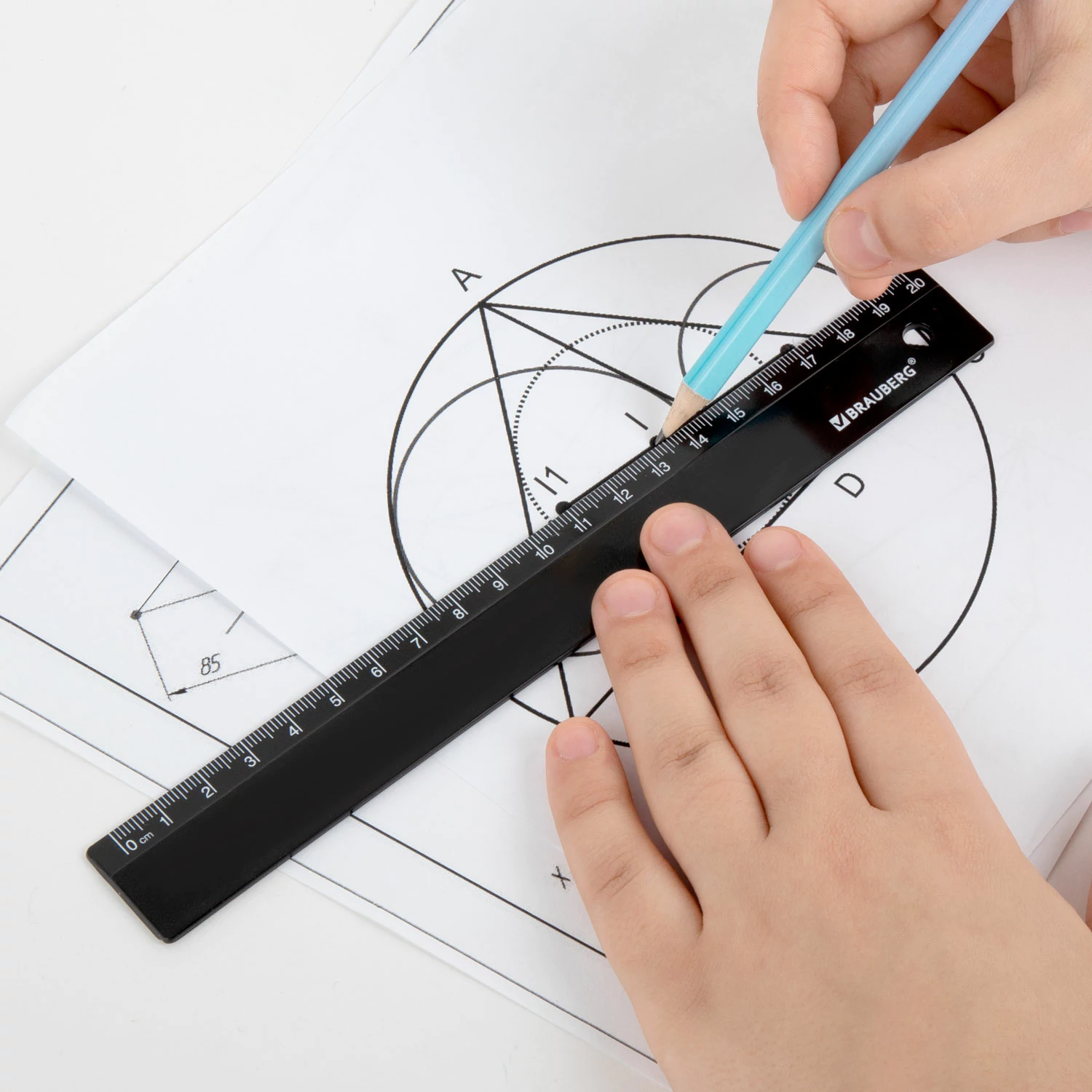 Линейка пластик 20 см BRAUBERG, черная